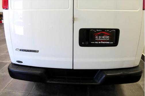2020 Chevrolet Express 2500 RWD 2500 Regular Wheelbase WT