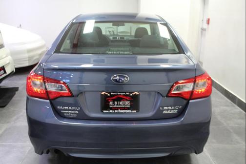 2017 Subaru Legacy Base