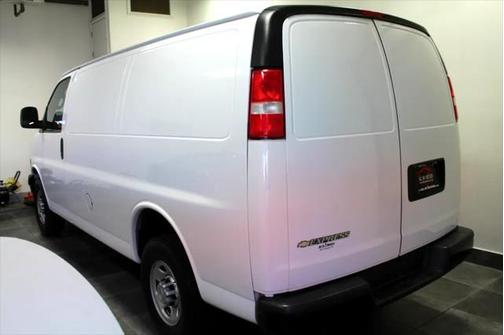 2020 Chevrolet Express 2500 RWD 2500 Regular Wheelbase WT