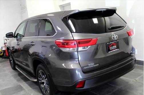 2018 Toyota Highlander LE