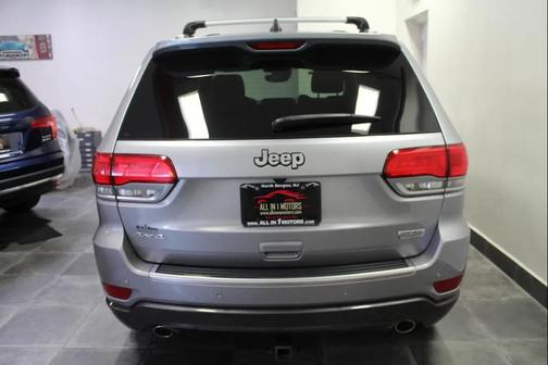 Billet Silver Metallic Clearcoat 2018 Jeep Grand Cherokee Sterling Edition