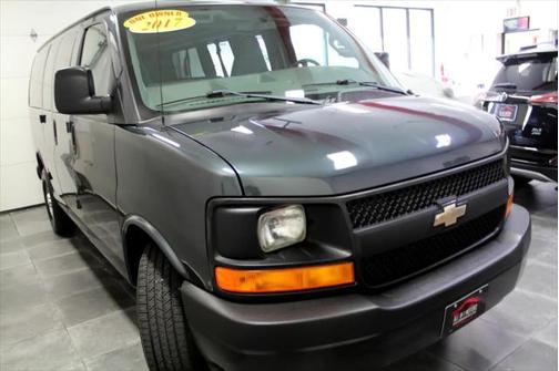 2017 Chevrolet Express 3500 LS