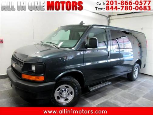 2017 Chevrolet Express 3500 LS