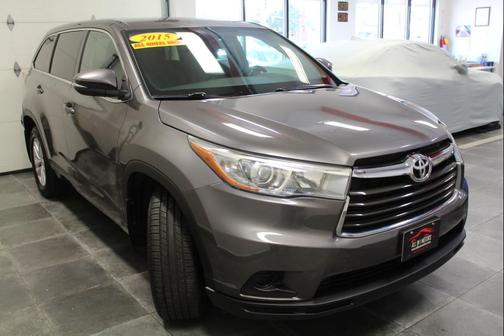 2015 Toyota Highlander LE