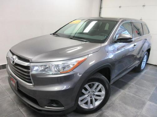 2015 Toyota Highlander LE