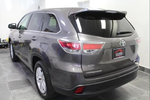 2015 Toyota Highlander LE