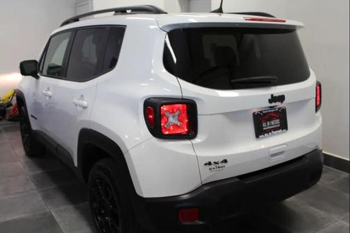 Alpine White Clearcoat 2020 Jeep Renegade Altitude