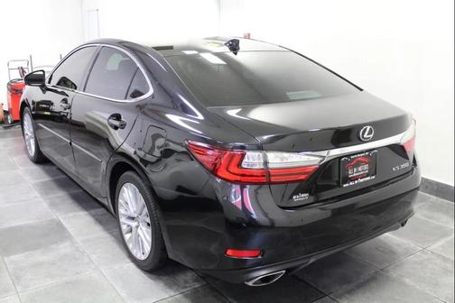2018 Lexus ES 350 Base