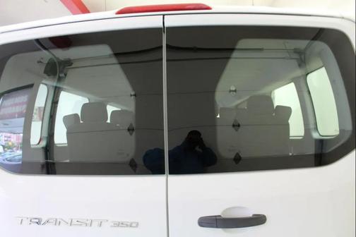 Oxford White 2016 Ford Transit-350 XL