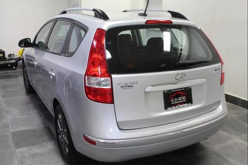 Shimmering Silver 2012 Hyundai Elantra Touring GLS