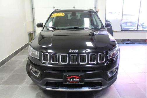 Diamond Black Crystal Pearlcoat 2020 Jeep Compass Limited