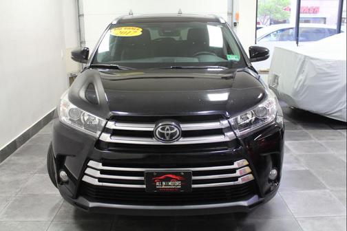2017 Toyota Highlander Limited