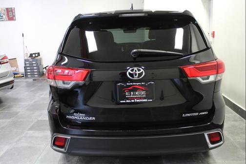 2017 Toyota Highlander Limited Platinum