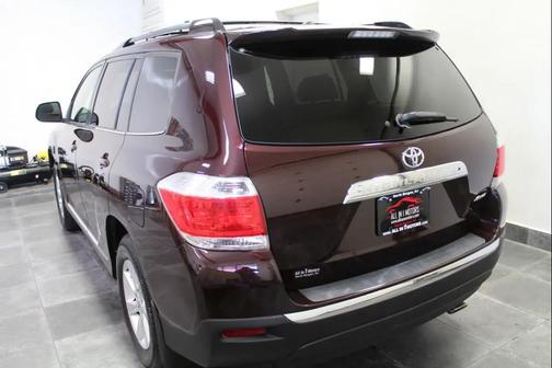 Sizzling Crimson Mica 2011 Toyota Highlander SE