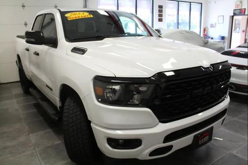 Bright White Clearcoat 2023 RAM 1500 Big Horn/Lone Star