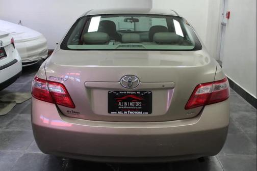 2009 Toyota Camry 4dr Sdn I4 Auto (Natl)