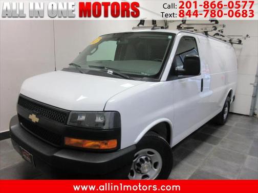 2022 Chevrolet Express 2500 RWD 2500 Regular Wheelbase WT