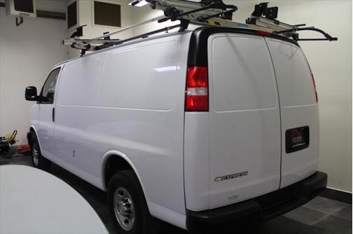 2022 Chevrolet Express 2500 RWD 2500 Regular Wheelbase WT