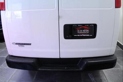 Summit White 2017 Chevrolet Express 2500 Work Van