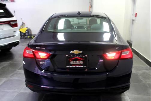 2017 Chevrolet Malibu 1LT