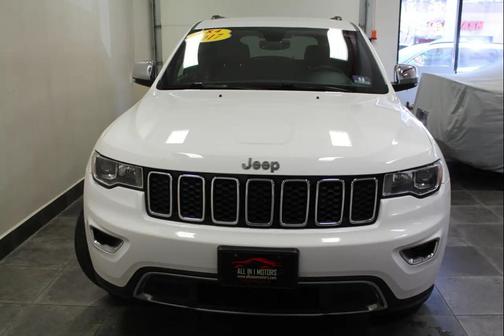 Bright White Clearcoat 2017 Jeep Grand Cherokee Limited