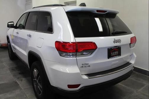 Bright White Clearcoat 2017 Jeep Grand Cherokee Limited