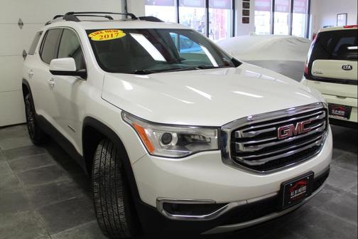2017 GMC Acadia SLT-1