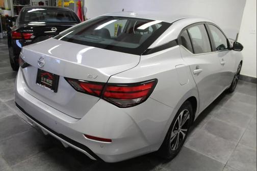Brilliant Silver Metallic 2023 Nissan Sentra SV
