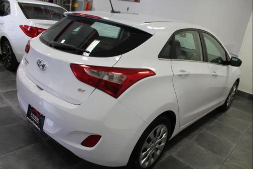 2016 Hyundai Elantra GT Base