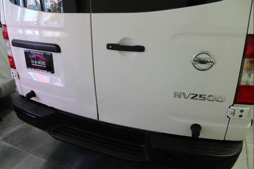 2017 Nissan NV Cargo NV2500 HD SV V6