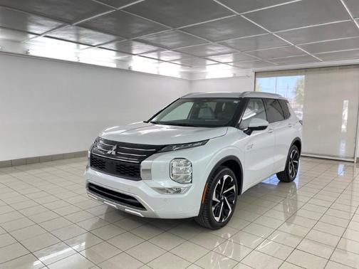 2023 Mitsubishi Outlander PHEV SEL