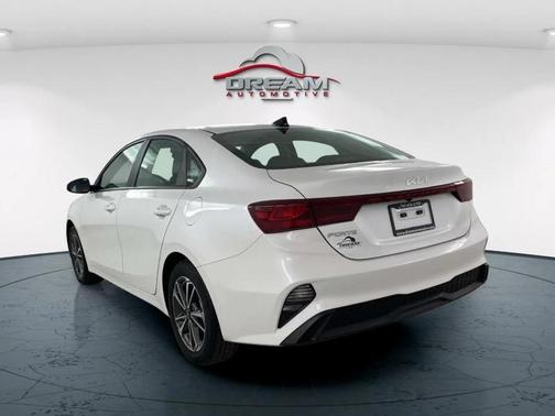 2023 Kia Forte LX