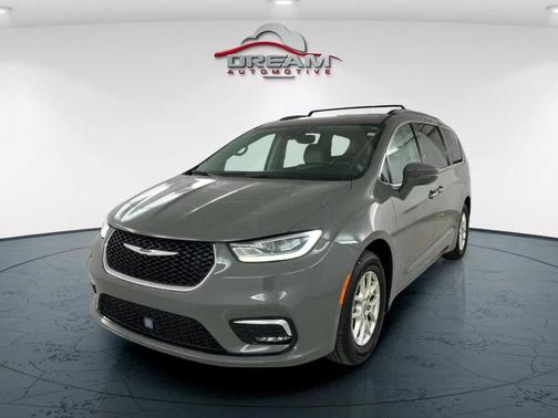 2021 Chrysler Pacifica Touring-L