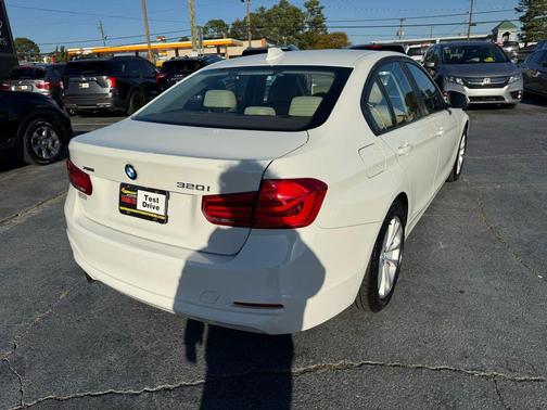 2018 BMW 320 i