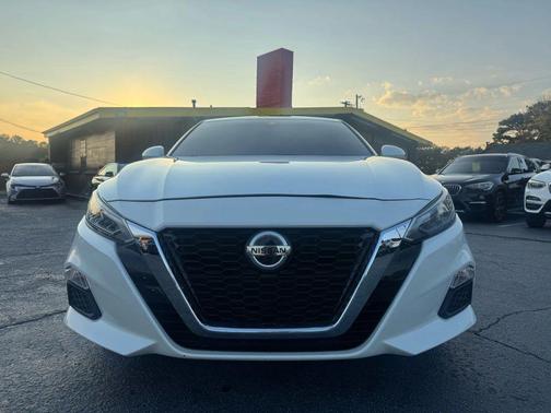2021 Nissan Altima 2.5 SV