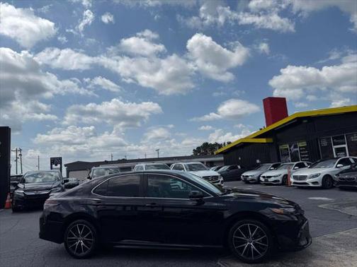 2021 Toyota Camry SE