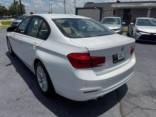 2017 BMW 320 i