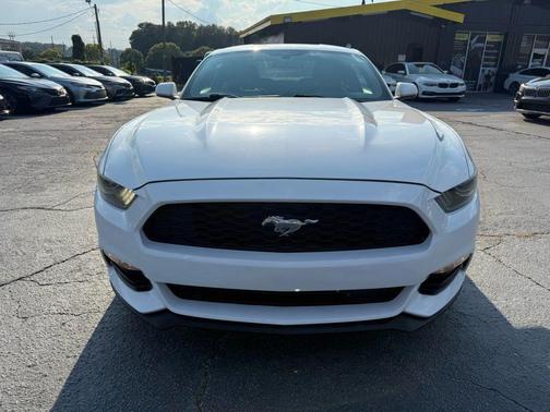 2017 Ford Mustang V6