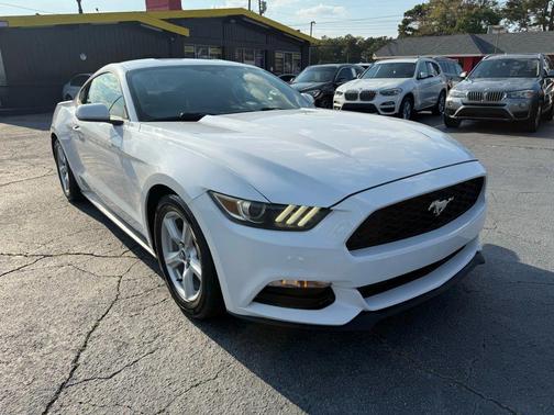 2017 Ford Mustang V6