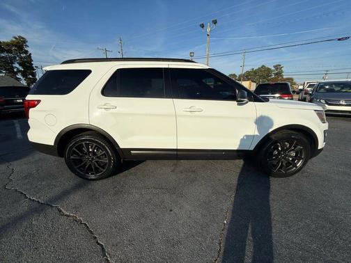2017 Ford Explorer sport