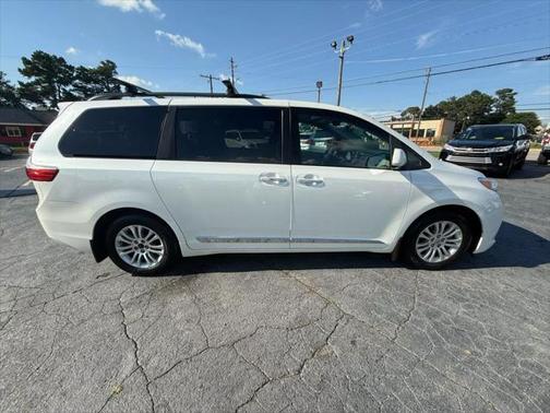 2015 Toyota Sienna XLE Premium