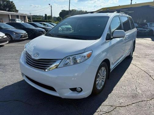 2015 Toyota Sienna XLE Premium