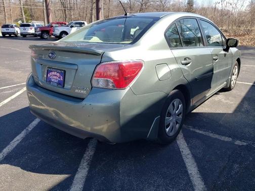 Green 2015 Subaru Impreza 2.0i