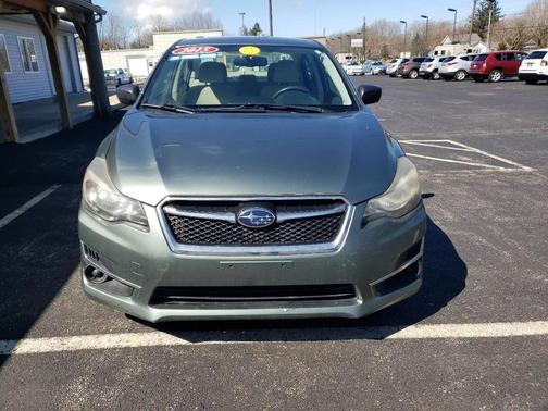 Green 2015 Subaru Impreza 2.0i