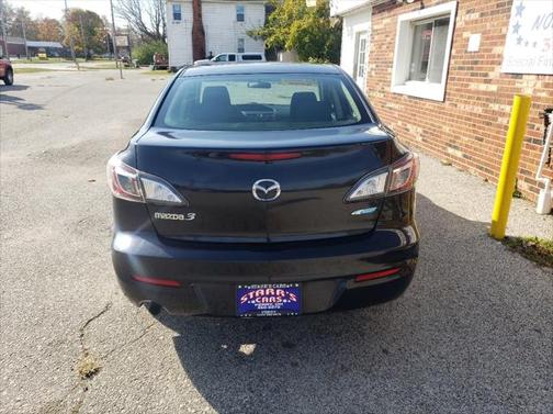 2013 Mazda Mazda3 i Sport