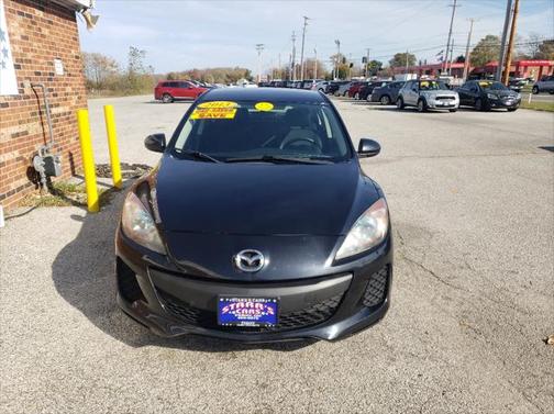 2013 Mazda Mazda3 i Sport