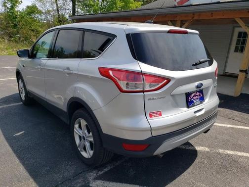 Silver 2013 Ford Escape SE