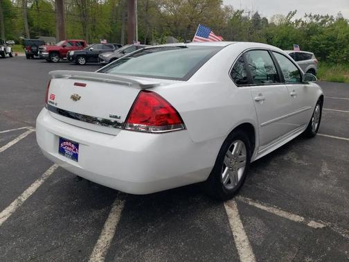 White 2011 Chevrolet Impala LT