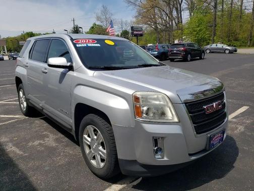 Silver 2015 GMC Terrain SLE-1