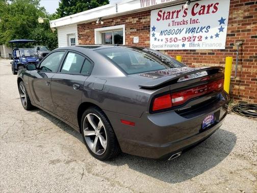 2014 Dodge Charger SXT